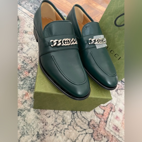 𝐌𝐞𝐧𝐬 𝐆𝐔𝐂𝐂𝐈 𝐠𝐫𝐞𝐞𝐧 𝐥𝐨𝐚𝐟𝐞𝐫𝐬 - Picture 4 of 11